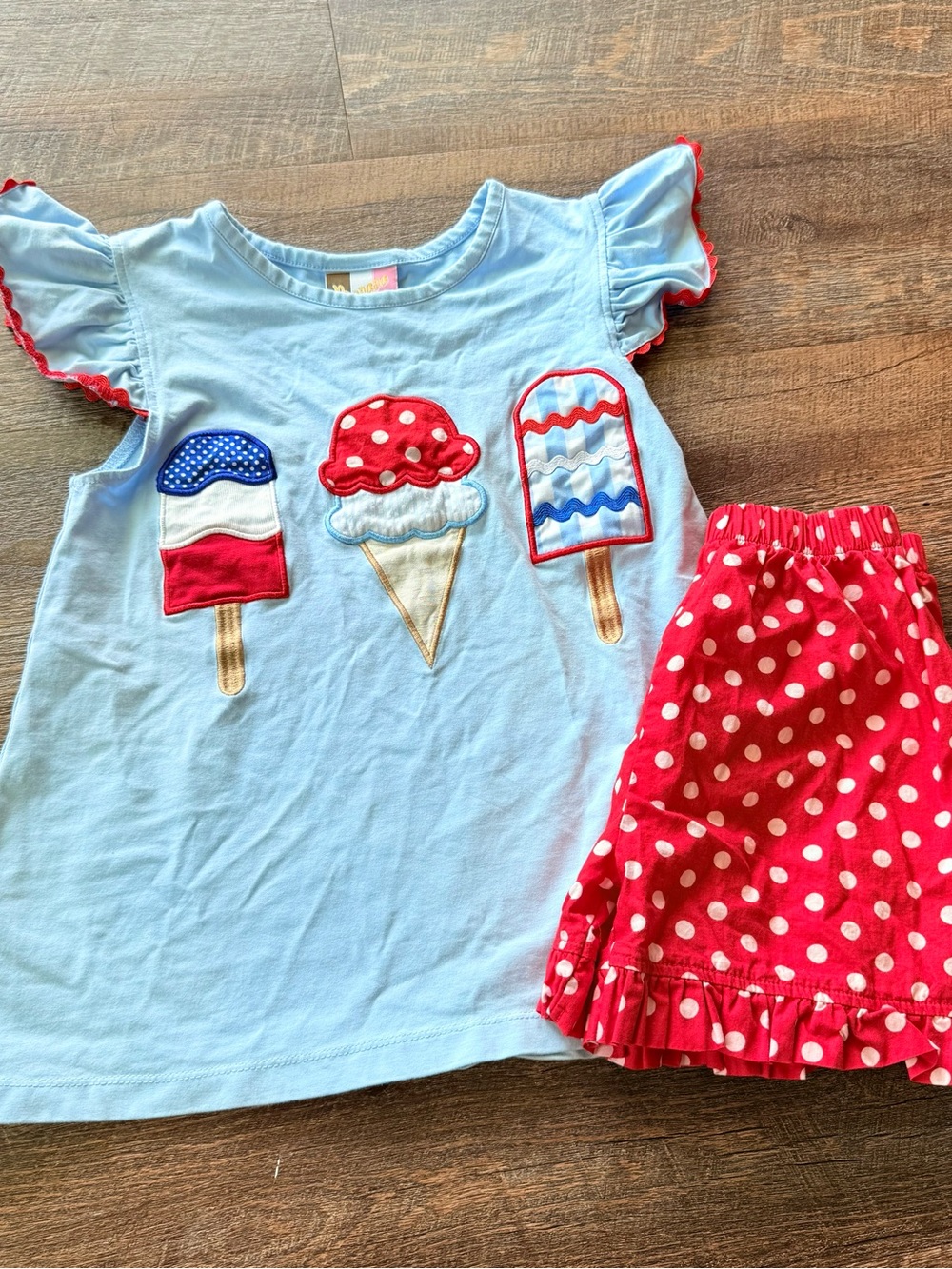 Banana Split girls size 6 set